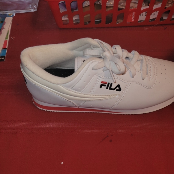 Fila sneakers - Picture 2 of 7